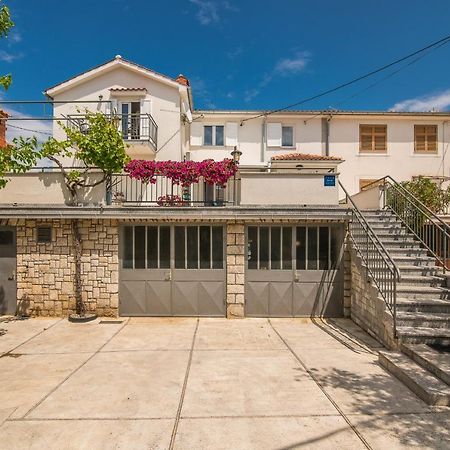 Apartment Marina Malinska Dış mekan fotoğraf