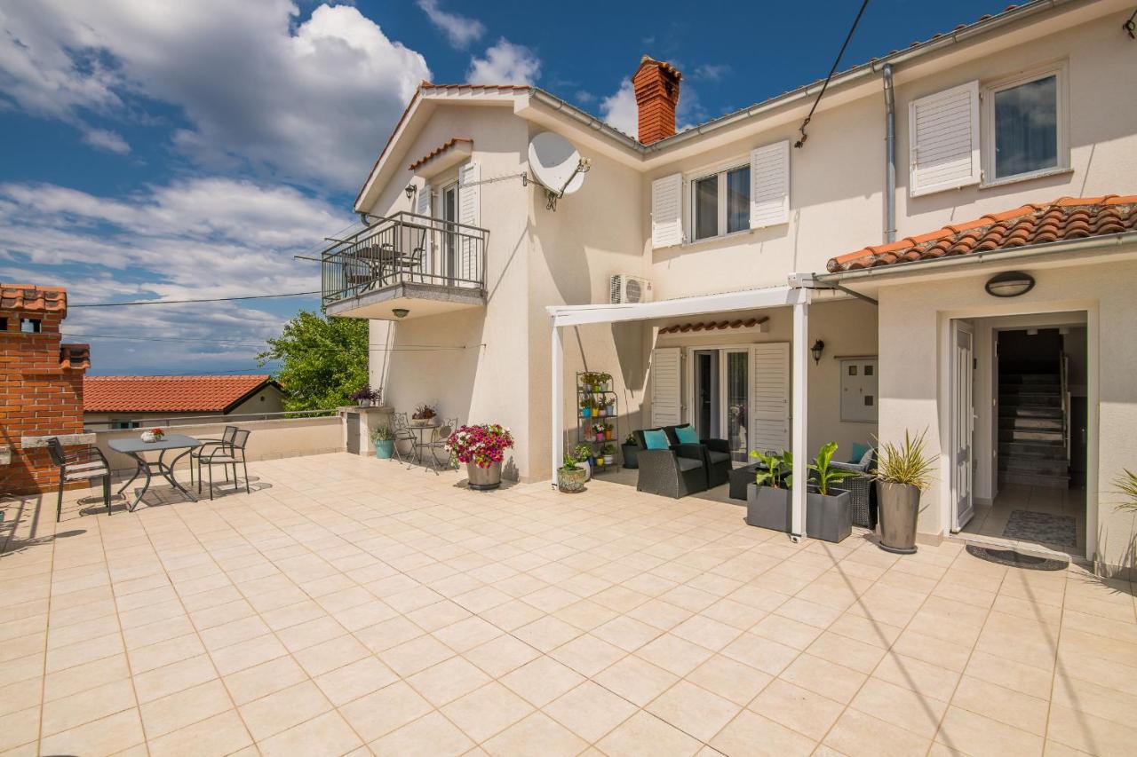 Apartment Marina Malinska Dış mekan fotoğraf
