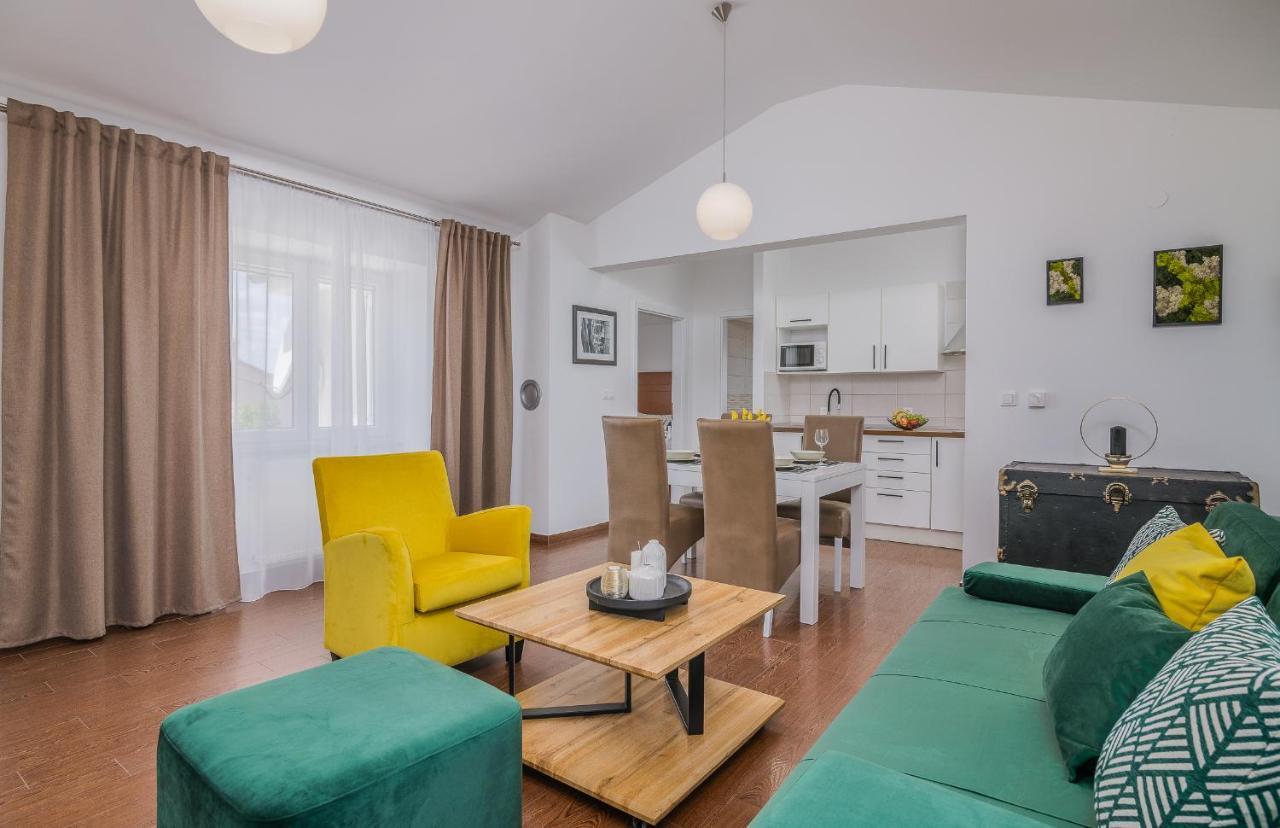 Apartment Marina Malinska Dış mekan fotoğraf